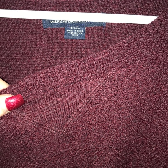 American Eagle sweater - Picture 2 of 3